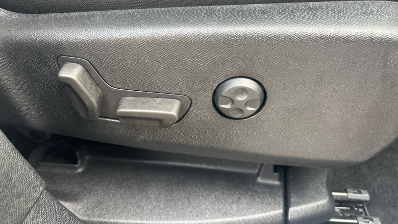 Citroen C5 Aircross 1.5 BlueHDi C-Series Edition 5dr EAT8 Diesel Hatchback